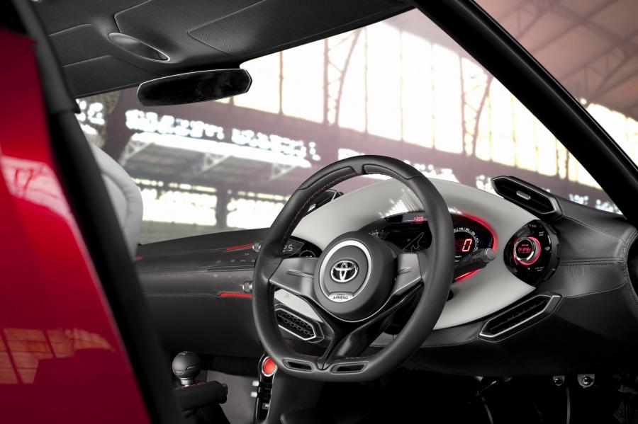  Toyota FT-86 Concept 2009 года  (фото 3 из 40)